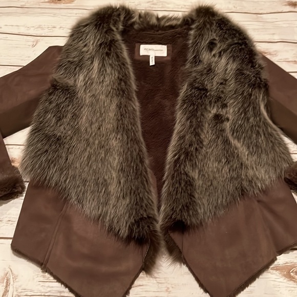 BCBGenerstion Jacket - Picture 4 of 9